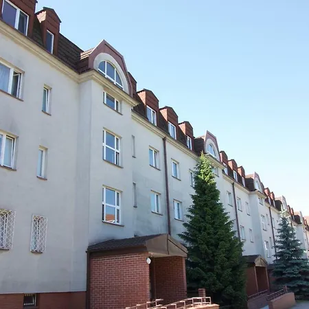 - Aparts Wyscigi Pulawska Apartment *