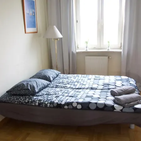 - Aparts Wyscigi Pulawska Apartment Warschau