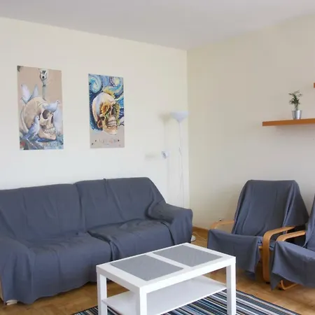 - Aparts Wyscigi Pulawska Apartment